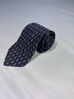 Vintage 90s Oscar de la Renta 100% Silk Tie Navy Geometric 4" Wide
